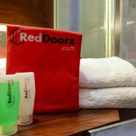 Reddoorz Syariah At Jalan Cilik Riwut Kapuas Hotel Kualakapuas Exterior photo