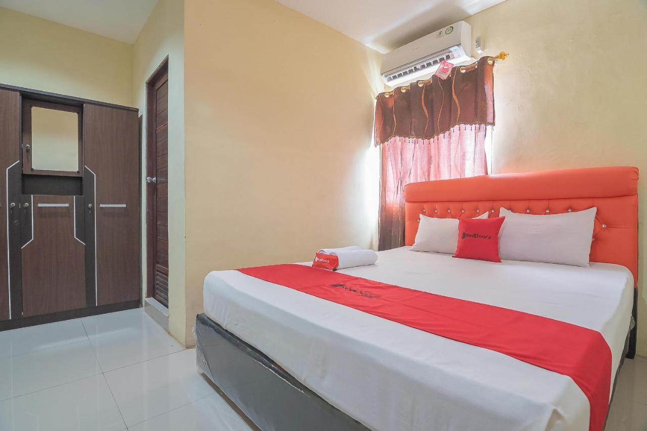 Reddoorz Syariah At Jalan Cilik Riwut Kapuas Hotel Kualakapuas Exterior photo