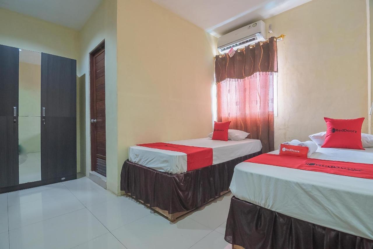 Reddoorz Syariah At Jalan Cilik Riwut Kapuas Hotel Kualakapuas Exterior photo