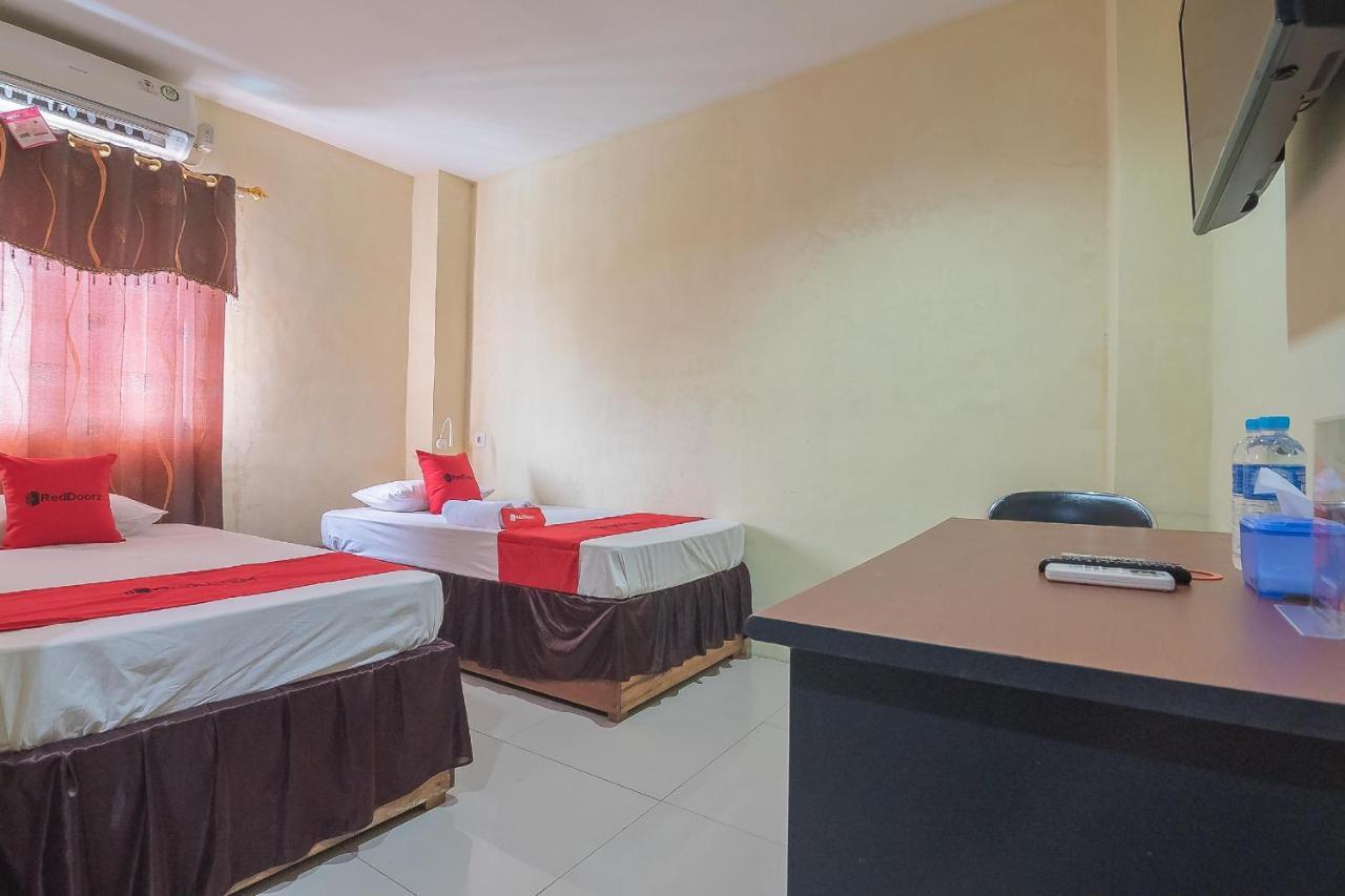 Reddoorz Syariah At Jalan Cilik Riwut Kapuas Hotel Kualakapuas Exterior photo